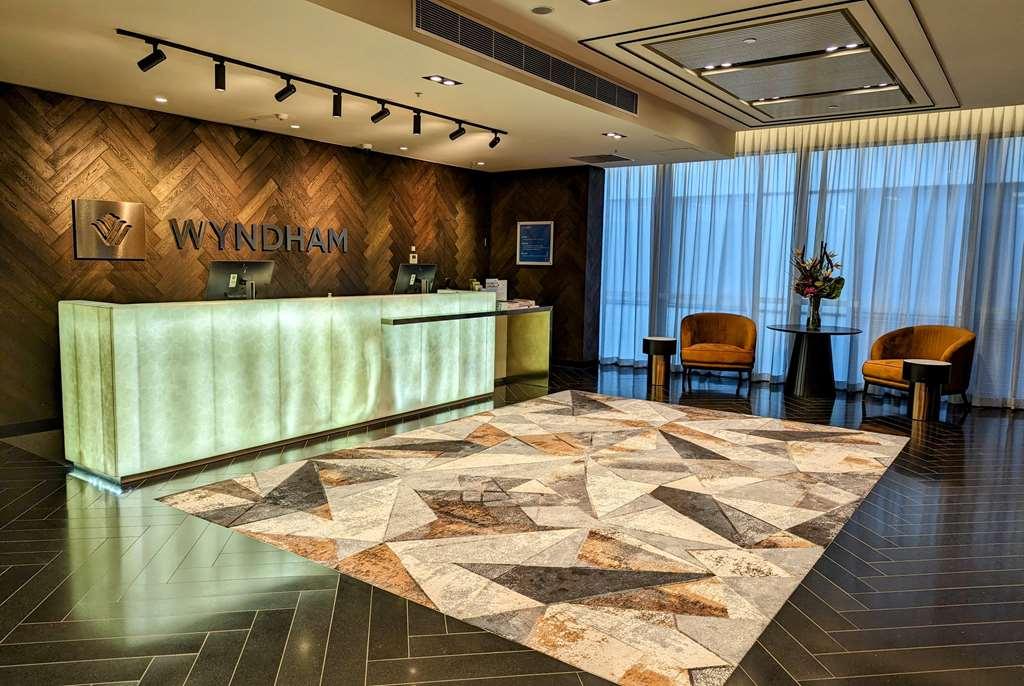 Wyndham Hotel Melbourne Dalaman gambar